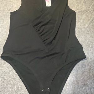 Black sleeveless bodysuit